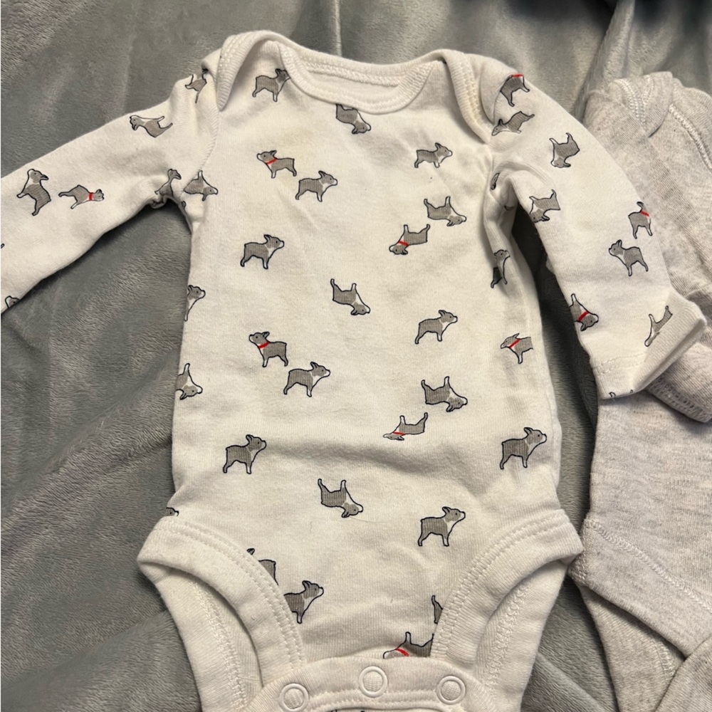 6c gently used preemie baby boy onesies pants sleeper clothes lot carters - Picture 3 of 16
